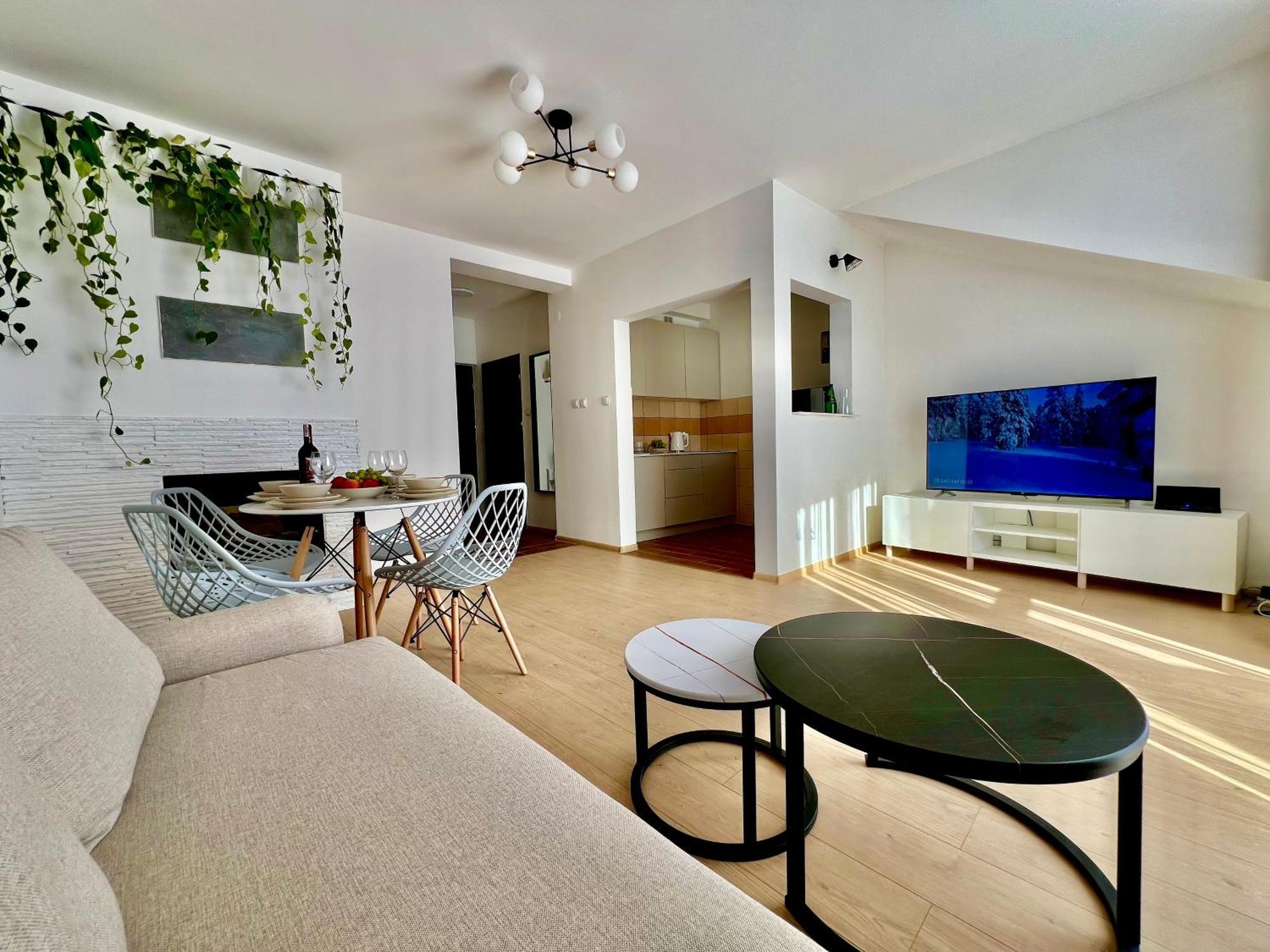 Apartament Wisteria Przemysl Bagian luar foto