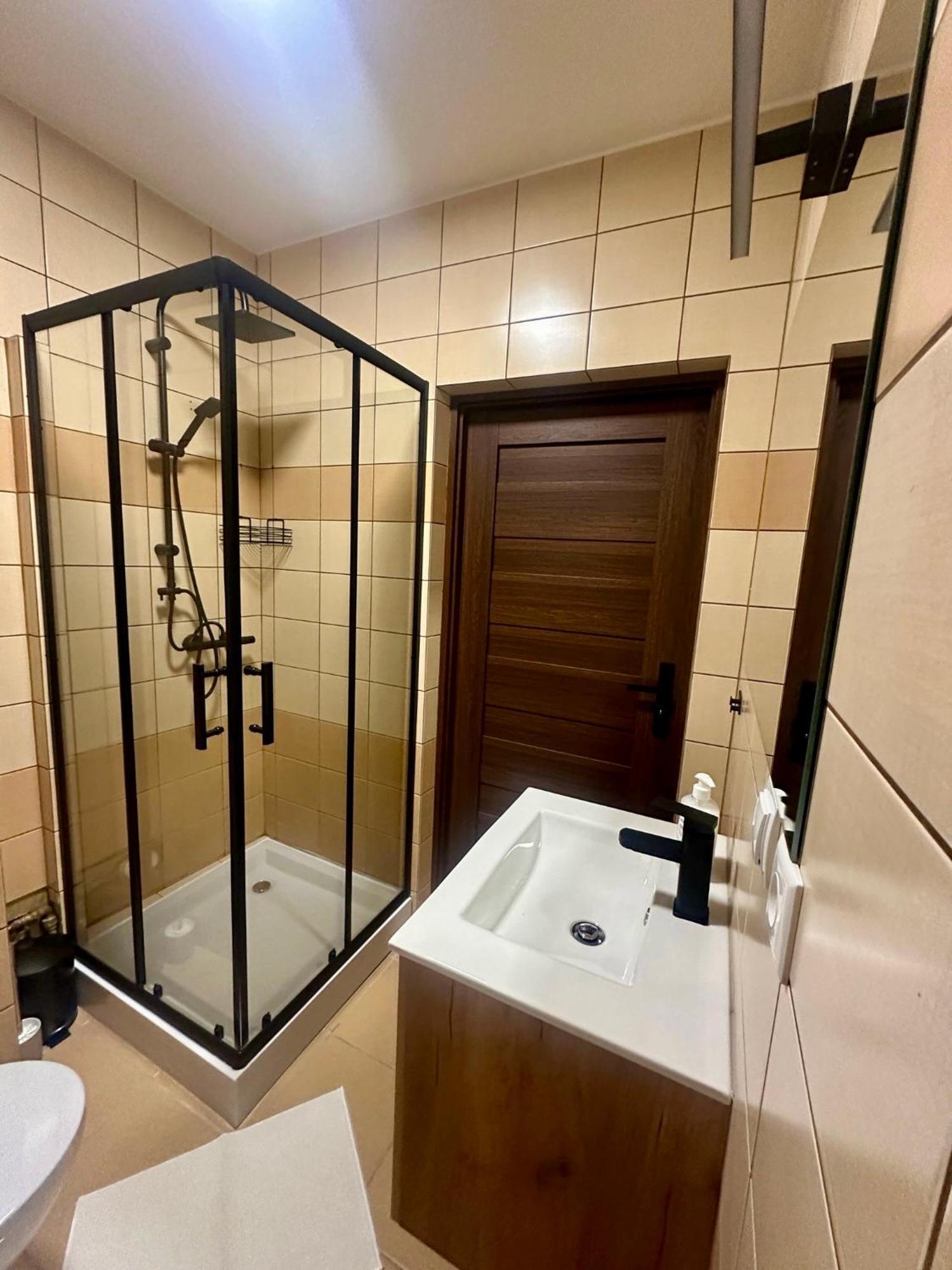 Apartament Wisteria Przemysl Bagian luar foto