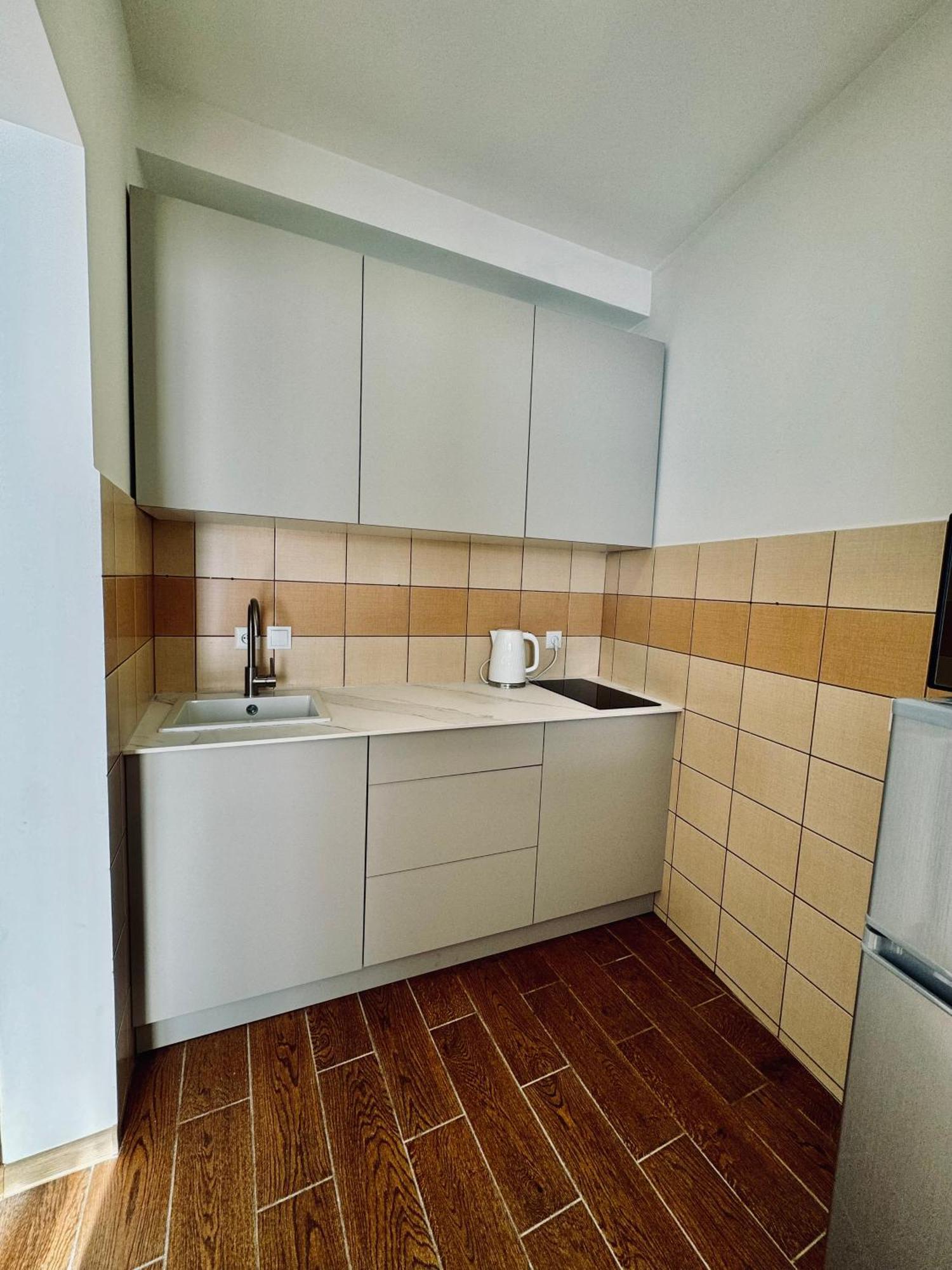 Apartament Wisteria Przemysl Bagian luar foto