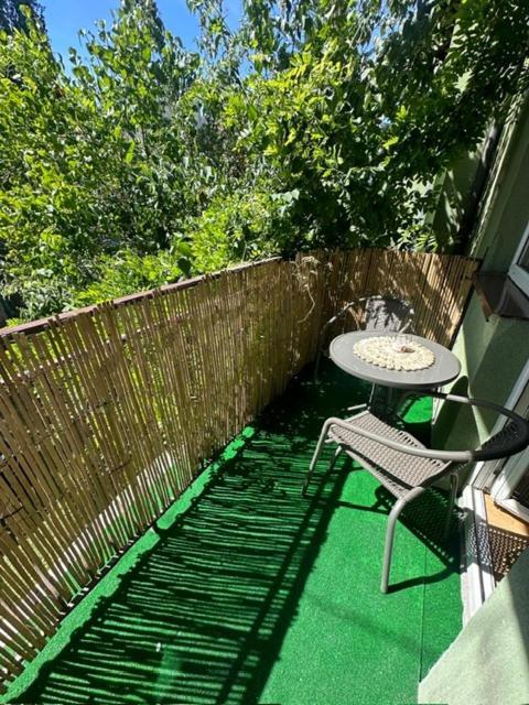Apartament Wisteria Przemysl Bagian luar foto