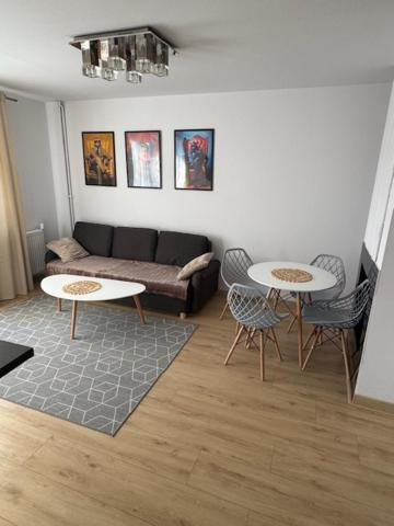 Apartament Wisteria Przemysl Bagian luar foto